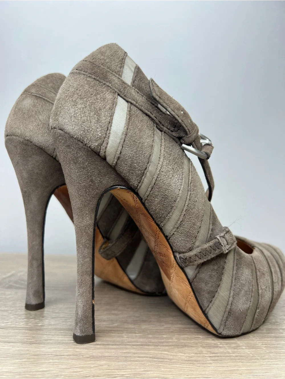 L.A.M.B. Gwen Stefani Taupe Suede & Satin Striped Mary Jane Pumps Size 7.5M